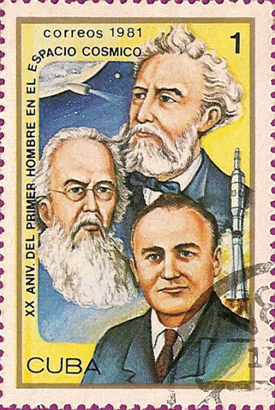 XX Aniv. del primer hombre en el espacio. Verne, Tsiolkovski y Korolev.