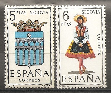 Escudo y traje típico (Segovia)