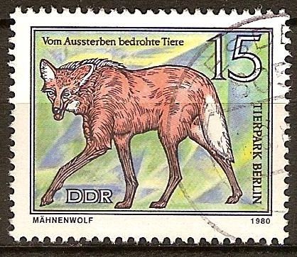 Animales en peligro de extinción- lobo de crin,zoológico de Berlín(DDR)