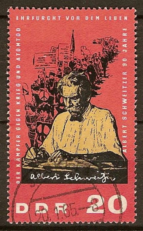 91 cumpleaños del Dr. Albert Schweitzer. Schweitzer y manifestantes el desarme nuclear(DDR)