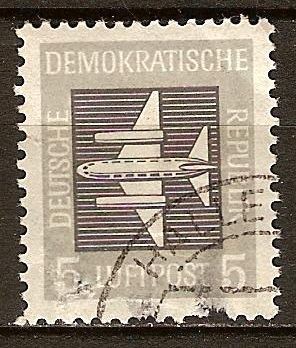 Correo aereo-por vía aérea avión (DDR).