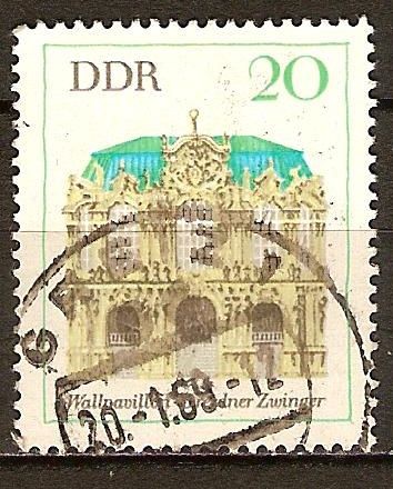 Muro de pabellón de la Zwinger de Dresde (DDR) 