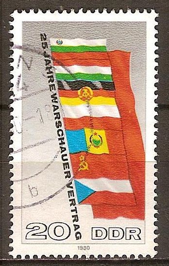 25a Aniv del Pacto de Varsovia. Banderas de los Estados miembros(DDR)