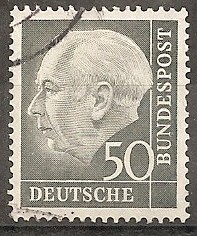 REPUBLICA FEDERAL. Presidente Theodor Heuss.