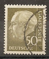 REPUBLICA FEDERAL. Presidente Theodor Heuss.