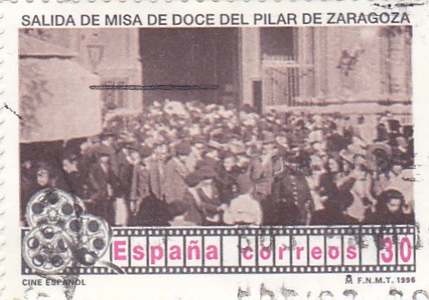 Cine español-Salida de misa de doce del Pilar de Zaragoza    (A)