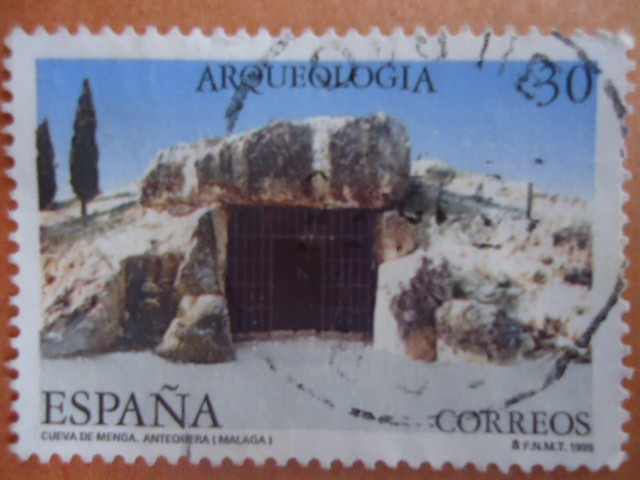 Arqueología. Cueva de Menga, en Antequera-Malaga. Ed:3396