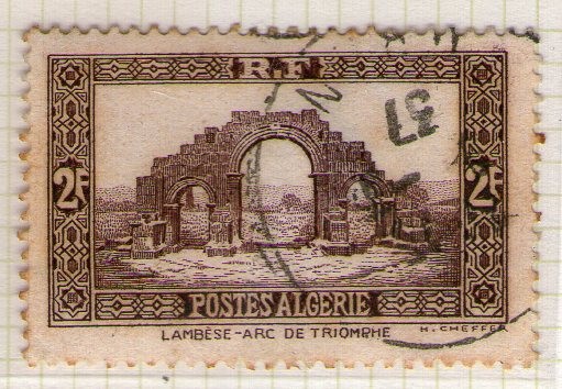 7  Lambèse-Arc de Triomphe