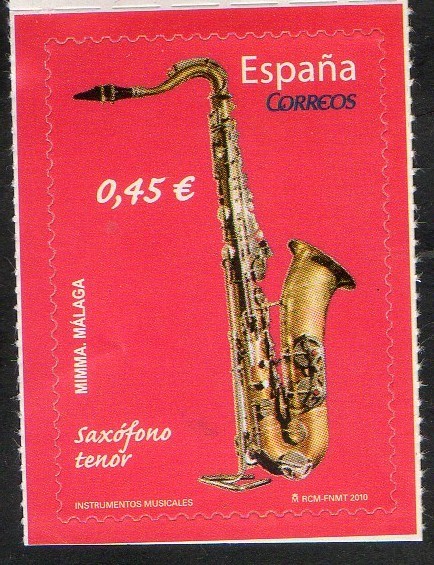 4550- Instrumentos musicales. Saxófono tenor.