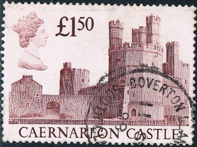 CASTILLOS INGLESES. CAERNARFON CASTLE (GALES). M 1175