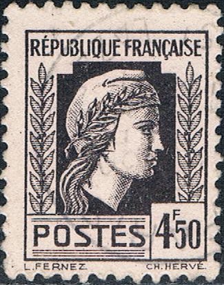 MARIANNE DE FERNEZ. Y&T Nº 644