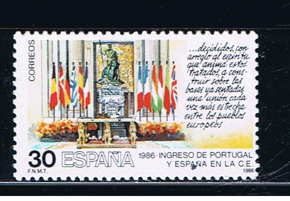 Edifil  2827   Ingreso de Portugal y España en la Comunidad Europea.  
