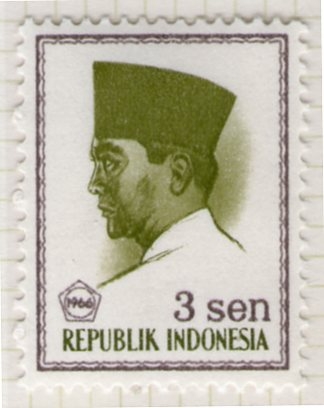 14 Achmed Sukarno