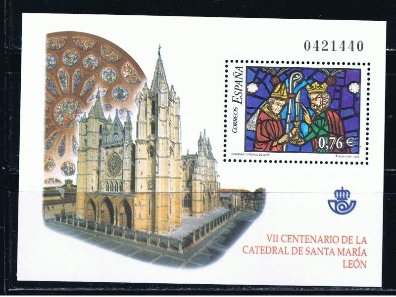 Edifil  4020 SH   Vidrieras de la Catedral de Santa María, de León.  