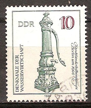 Bomba de agua, Berlín en 1900-DDR. 
