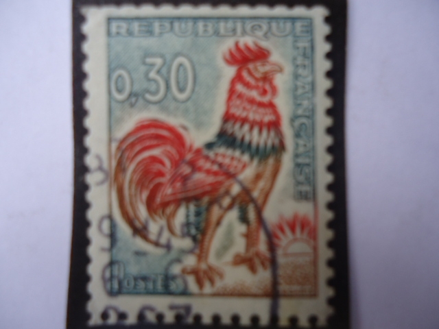 Gallo de: Decaris- Símbolo Galo.