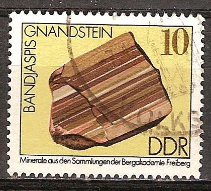 Minerales de las colecciones de Freiberg.Bandjaspis, Gnandstein-DDR. 
