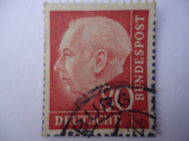 THEODOR HEUSS (1884-196)