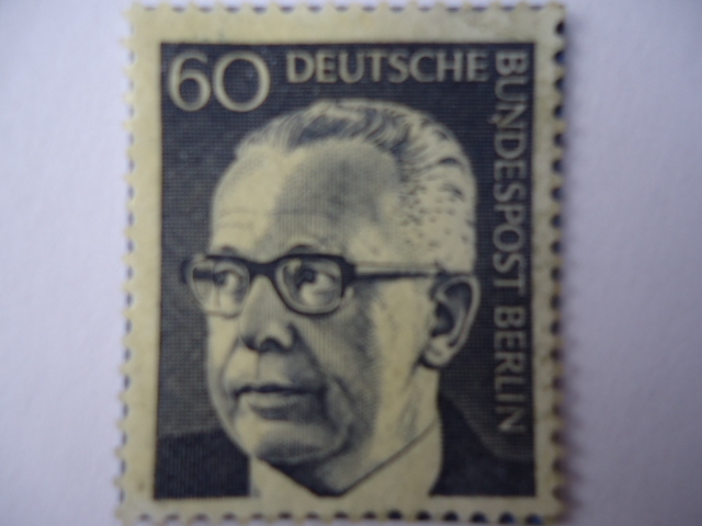 Dr.Gustav Walter Heinemann (1898-1976) Presidente, Alemania Federal.