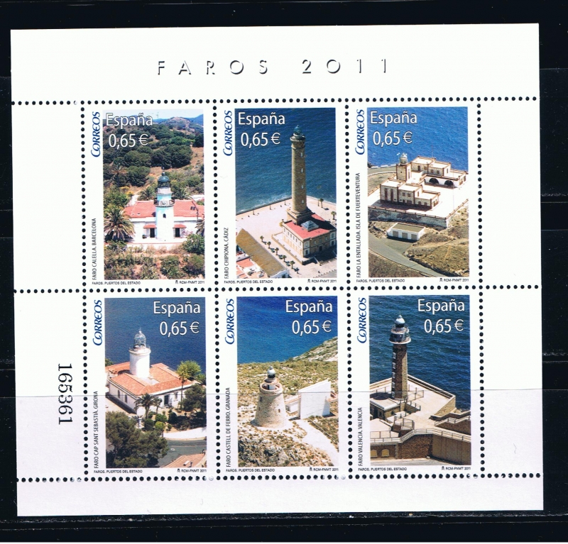 Edifil  4646  Faros 2011.  