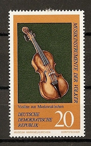 DDR / Instrumentos Musicales.