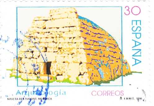 Arqueología-Naveta del Turons -Menorca  (X)