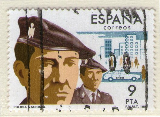 2692-Policia Nacional