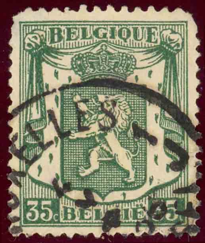 1936-46 Escudo heráldico. León - Ybert:425