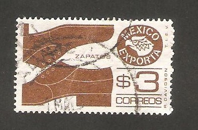 825 H - México exporta zapatos