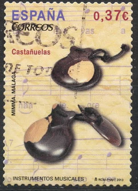 ESPAÑA 2013 INSTRUMENTOS MUSICALES. CASTAÑUELAS.03 0,55 US$