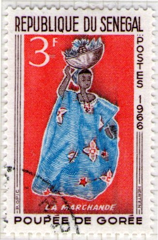 5 Muñeca de Gorée. Vendedora