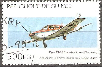 AVIONETA  PIPER  PA-28  CHEROKEE  ARROW