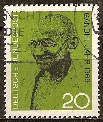 Mohandas Karamchand Gandhi (Mahatma), 1869-1948, líder del movimiento de independencia de la India.