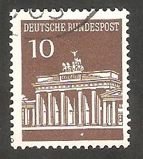 368 - Puerta de Brandeburgo, en Berlin, con número de control