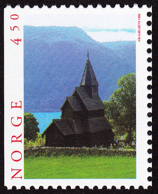NORUEGA - Iglesia de madera de Urnes
