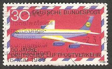 2 - Avión Boeing 707