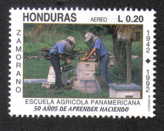 Escuela Agrícola Panamericana, 50 Años de Aprender Haciendo