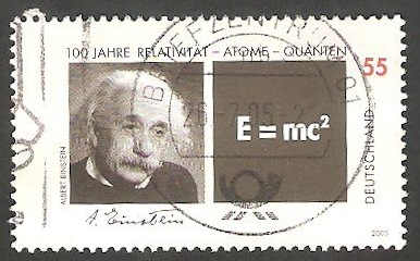 2303 - Centº de la teoria de la relatividad por el físico Albert Einstein