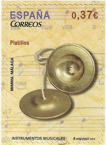 INSTRUMENTOS MUSICALES. PLATILLOS. EDIFIL 4784