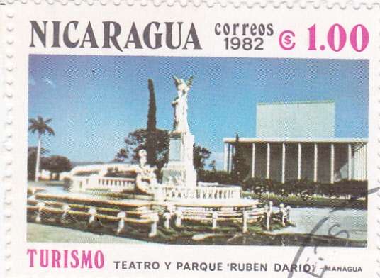 Teatro y parque Ruben Dario-Managua - Turismo
