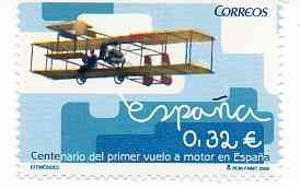 Primer vuelo a motor en España