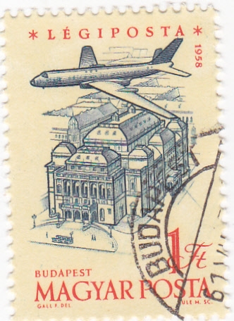 Avión sobrevolando Budapest