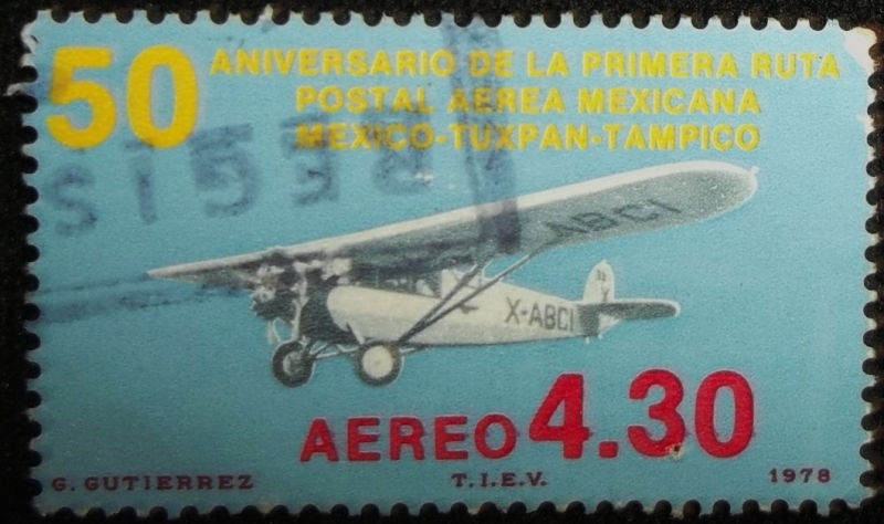 Avión Monoplano de Hélice X-ABCI