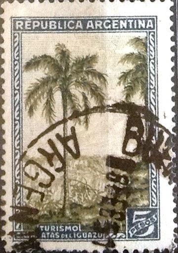 Intercambio daxc 0,25 usd 5 pesos 1936