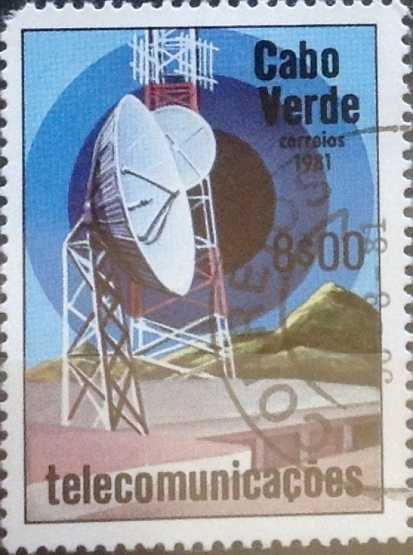 Intercambio 0,40 usd  4,50 escudos 1981