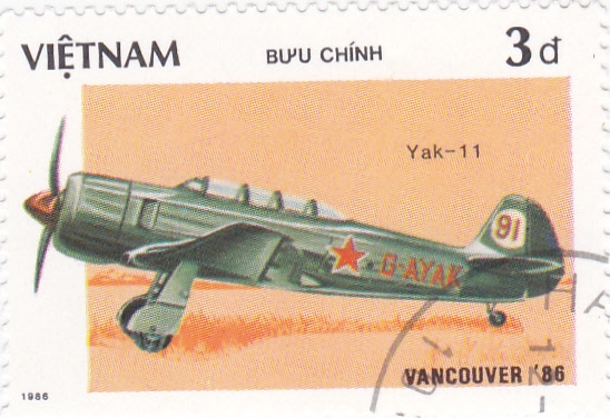 YAK-11-avión de combate