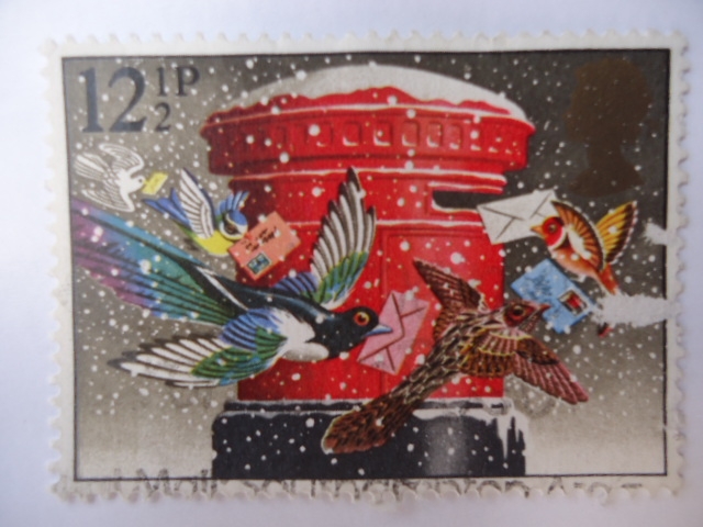 Buzón y Tarjetas de Navidad.