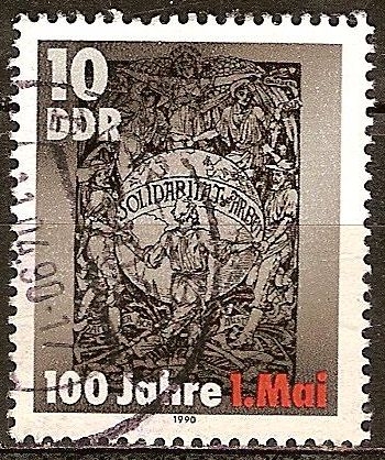  	  100 años el 1 de mayo (DDR).