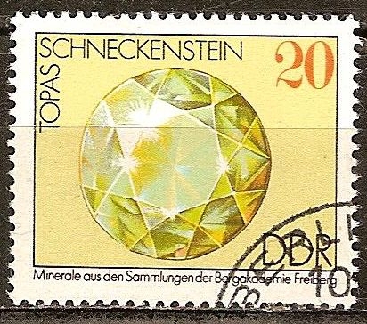 Topaz,Piedra caracol,minerales de las colecciones de Freiberg (RDA).