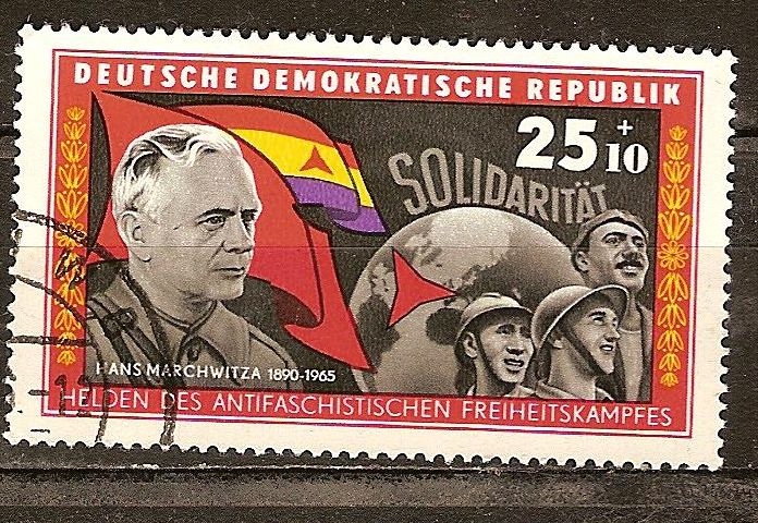  héroes de la lucha anti-fascista para la libertad (DDR).